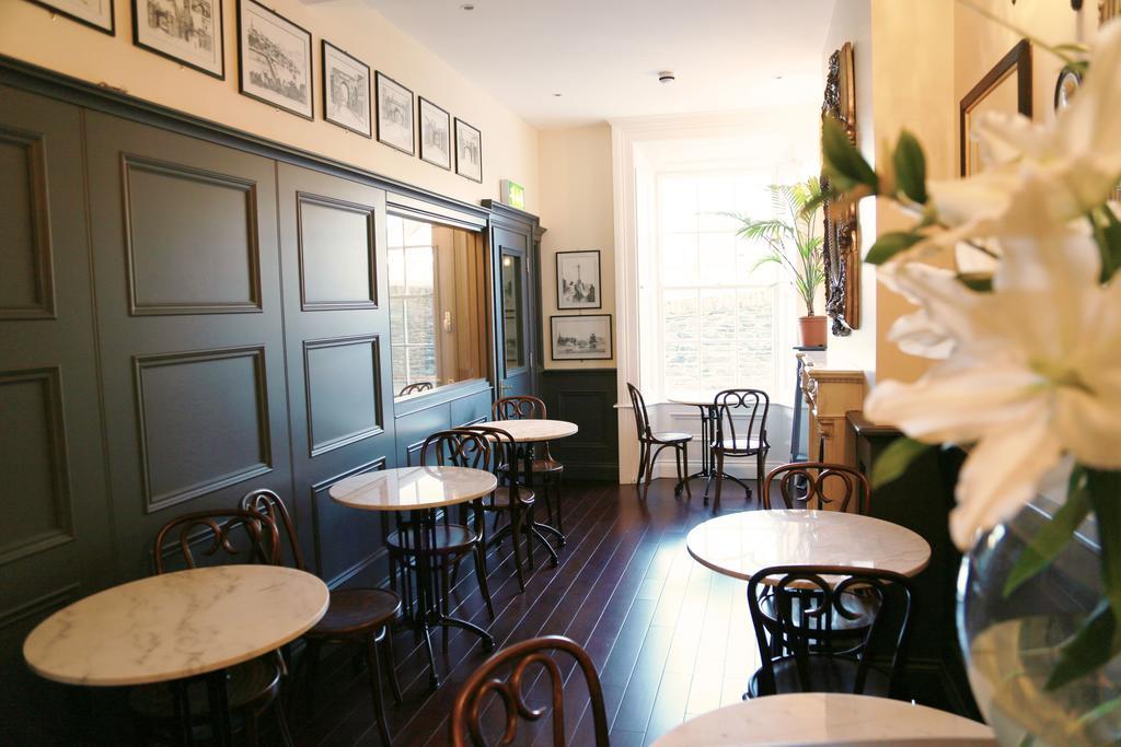 Number 8 The Townhouse 3*