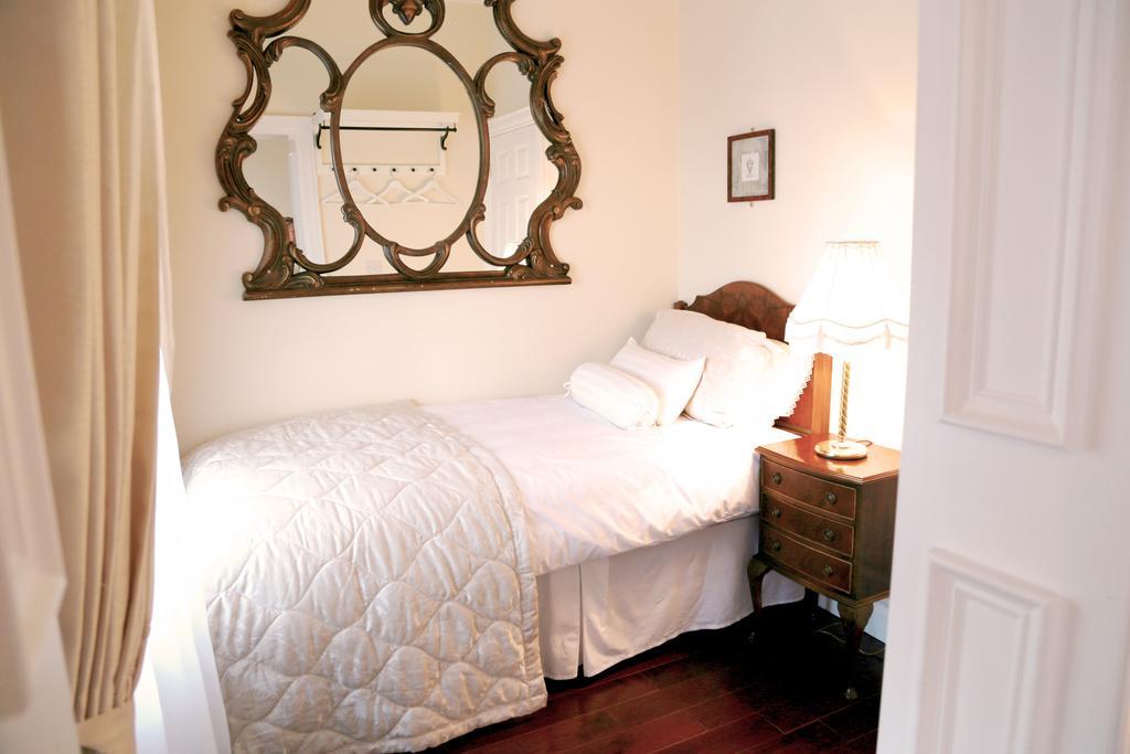 Number 8 The Townhouse 3* Londonderry