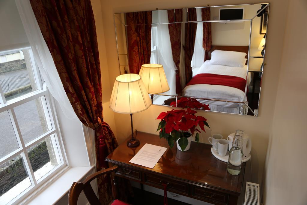 Number 8 The Townhouse Guest house Londonderry