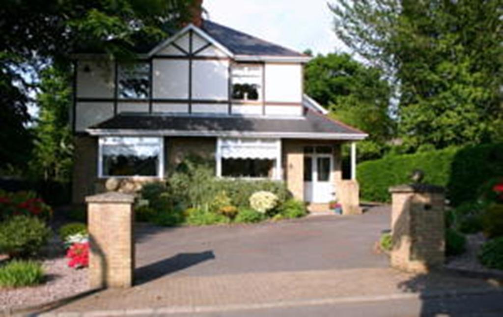 Bed & Breakfast Number 8 3*