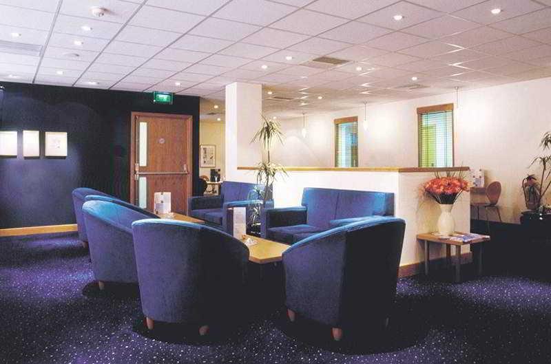 Travelodge 3*