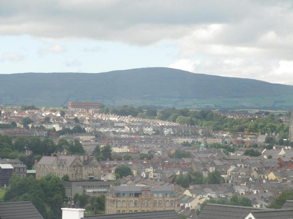 Victoria Gate 4* Londonderry