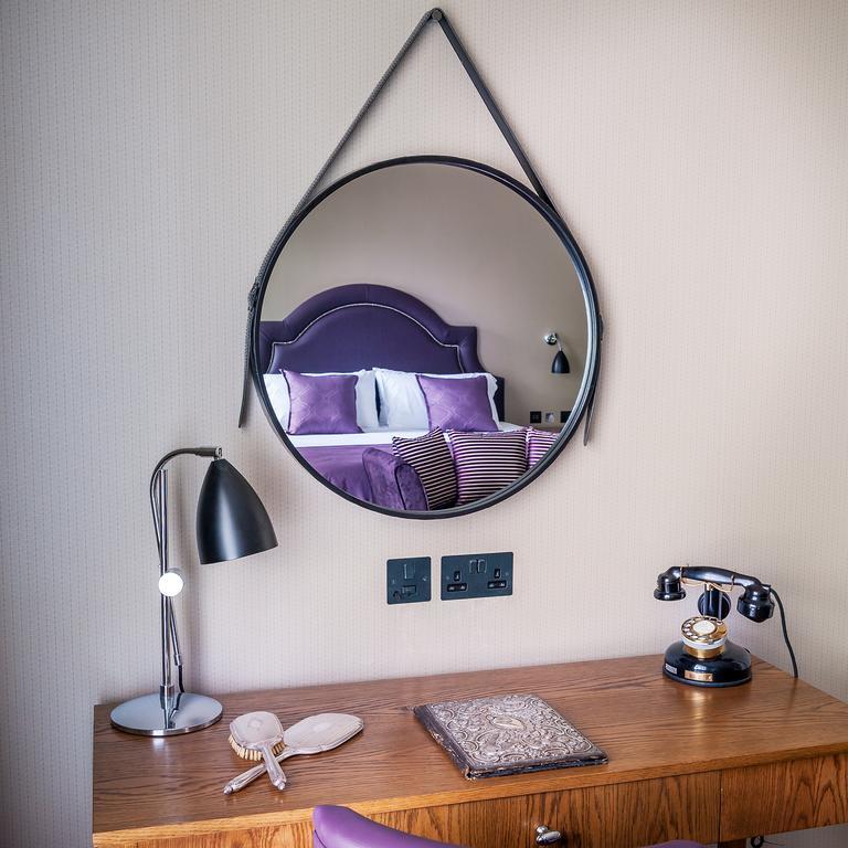 Hotel Bishop's Gate 5*