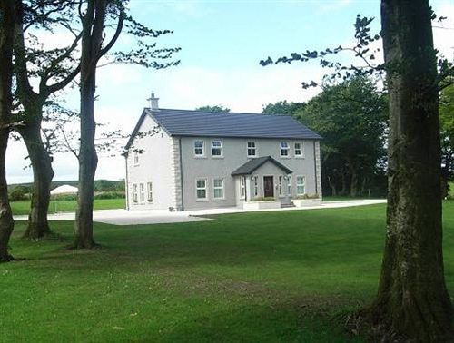 Groarty House/manor