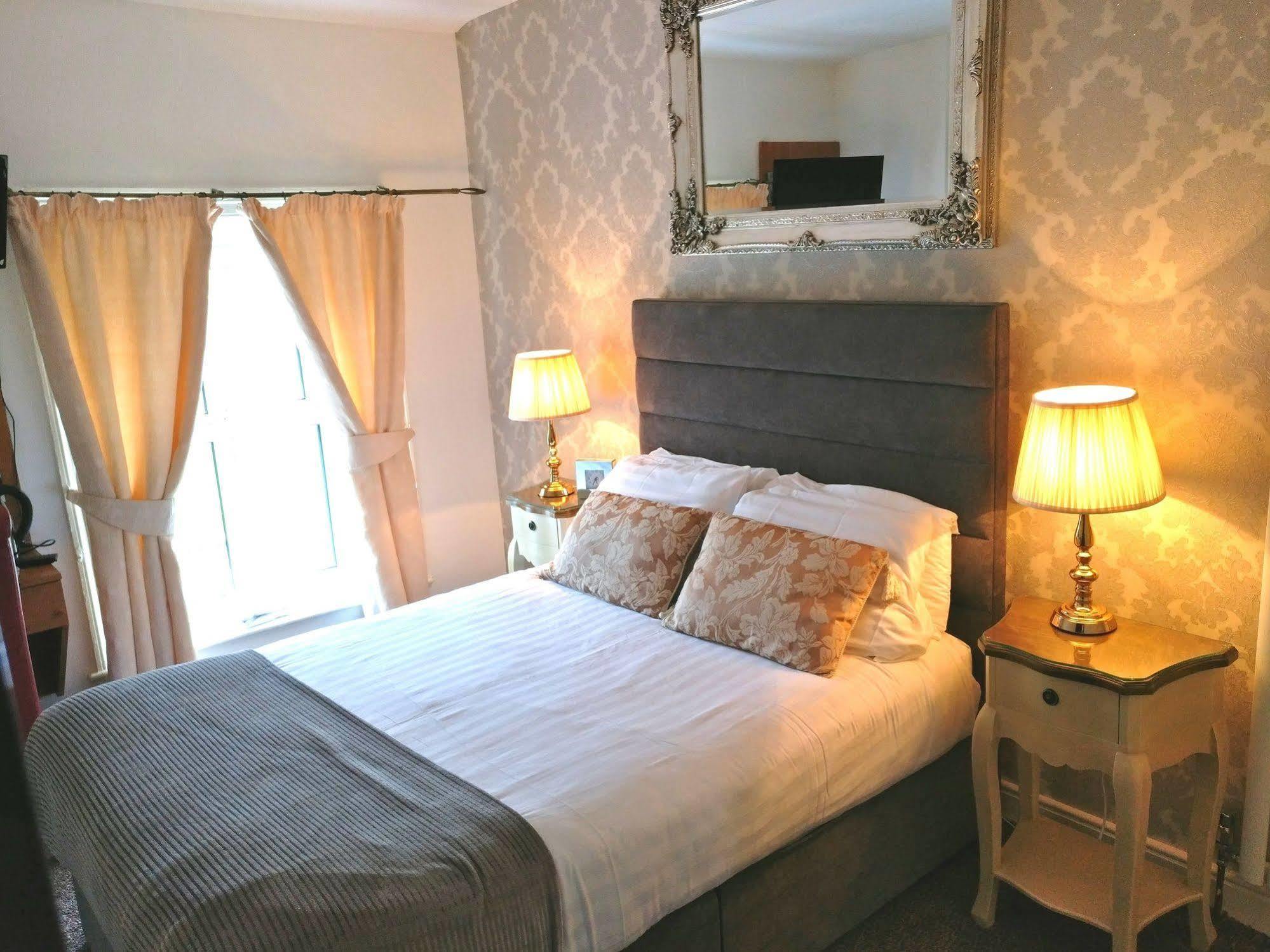 Serendipity House Bed & Breakfast 4*