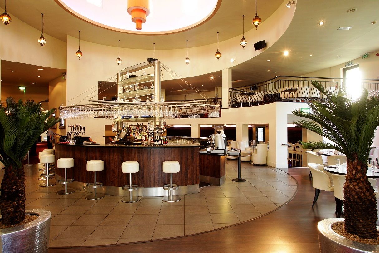 Waterfoot Hotel