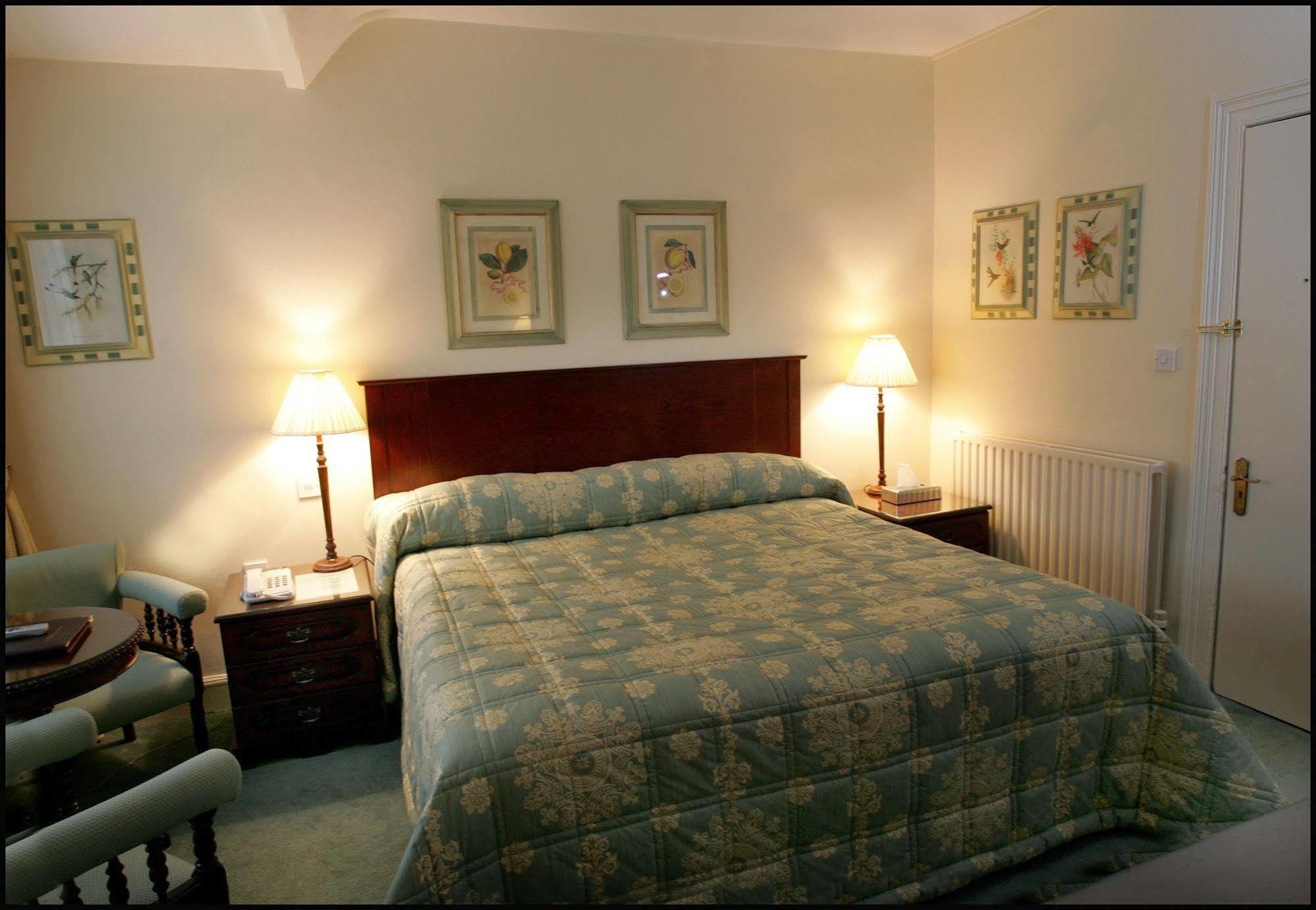 Beech Hill Country house *