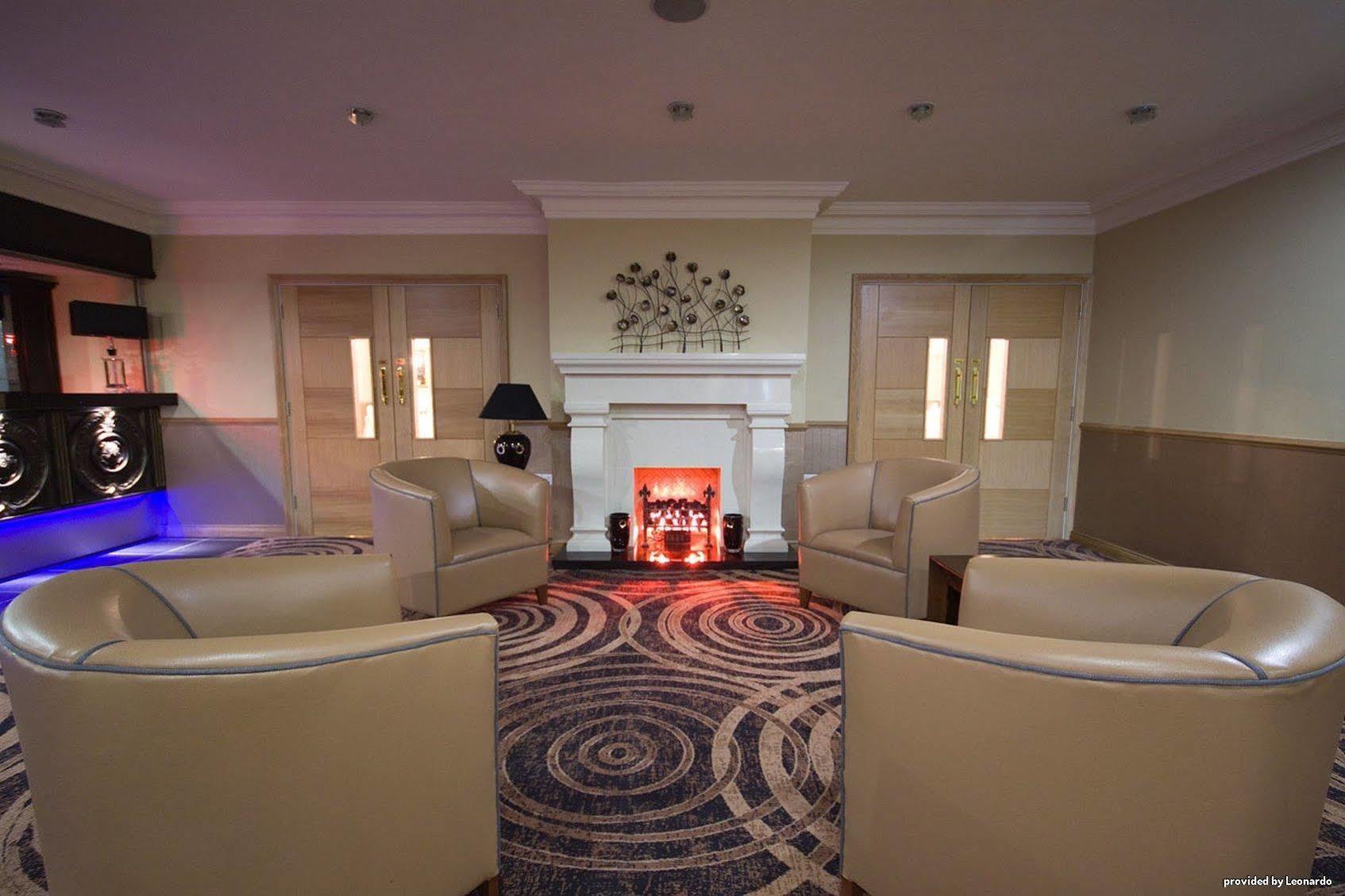 Hotel Western White Horse 4*