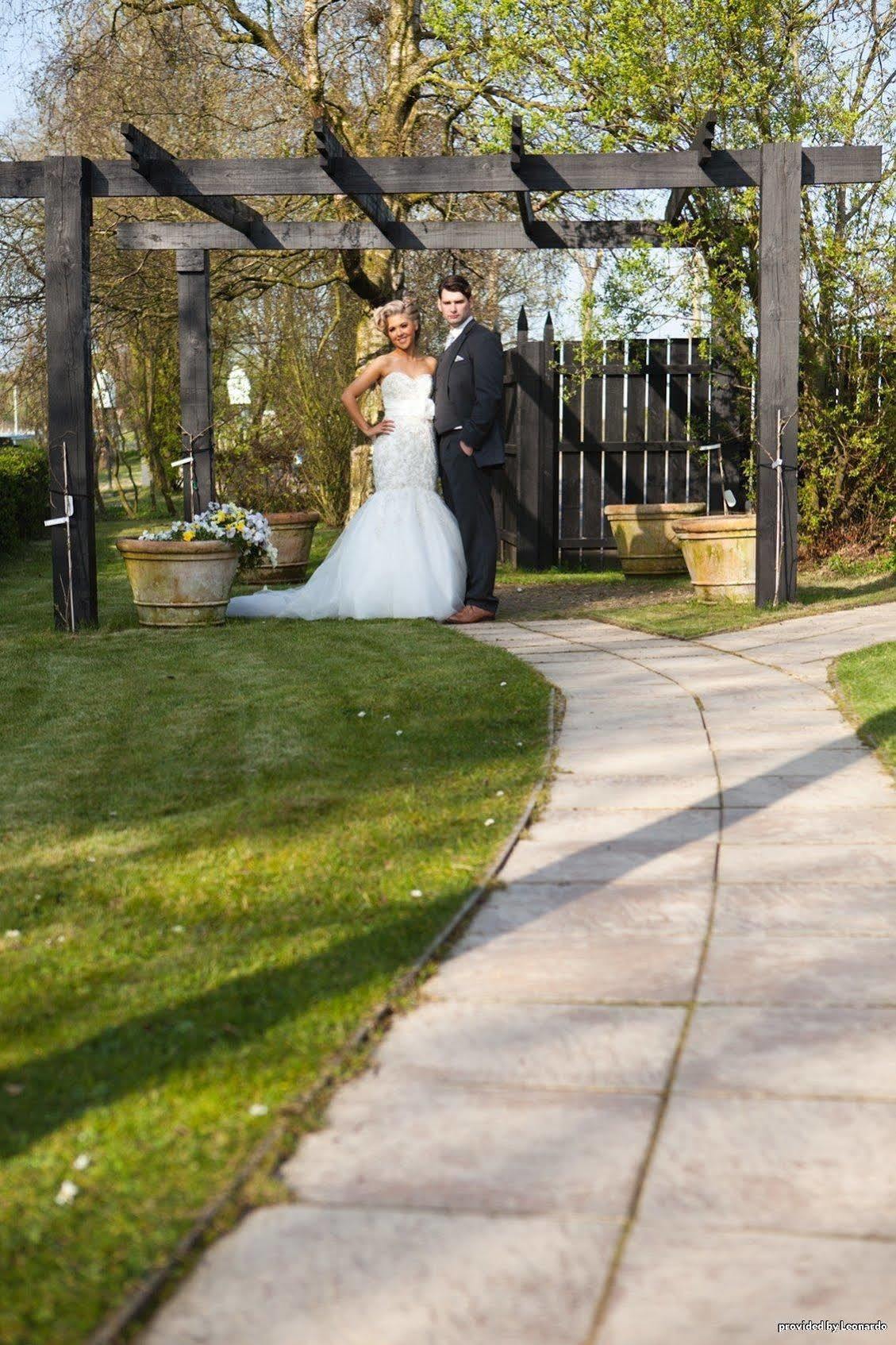 Western White Horse Hotel 4*