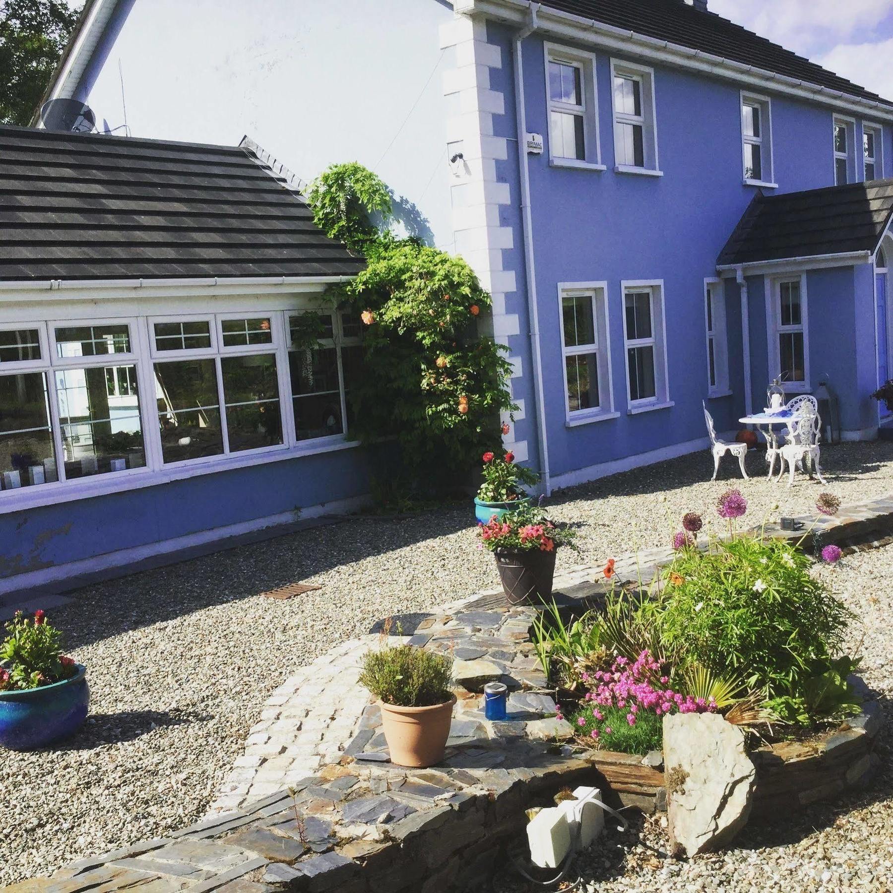 Five Oaks Bed & Breakfast 3*