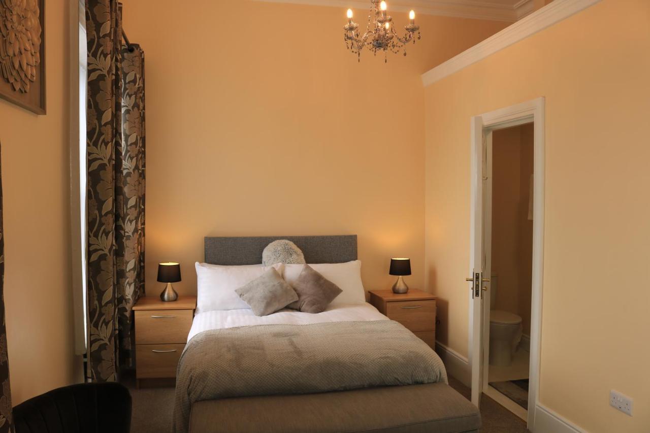Station Bed & Breakfast 4*