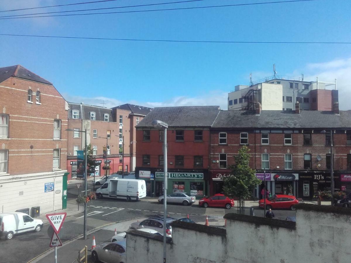 Tri Ard House Centre Town House Londonderry