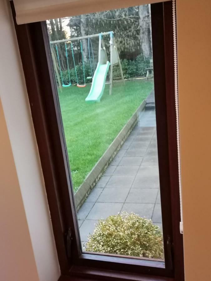 4 Thornhill Park Apartment