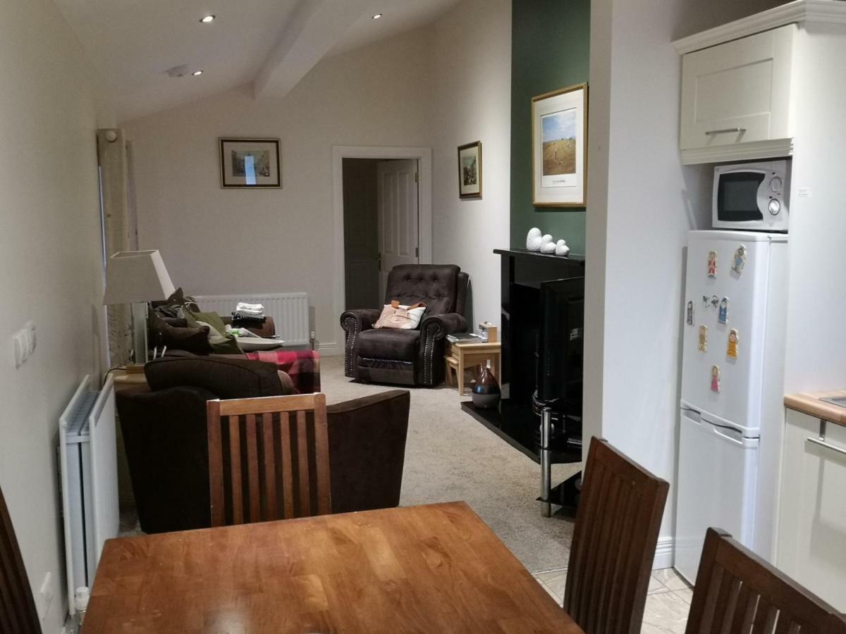 4 Thornhill Park * Londonderry