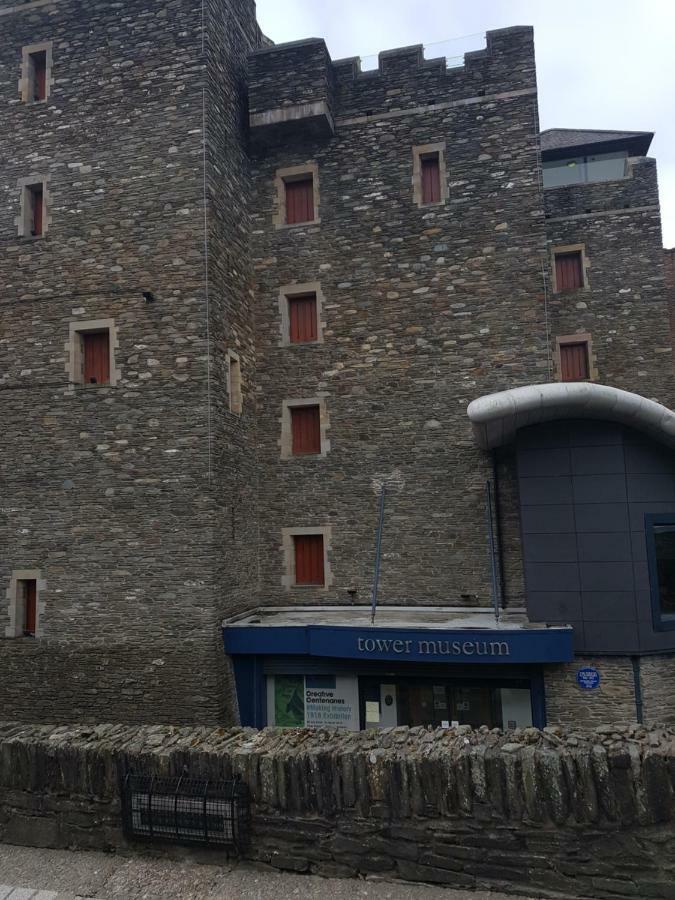 Legenderry * Londonderry
