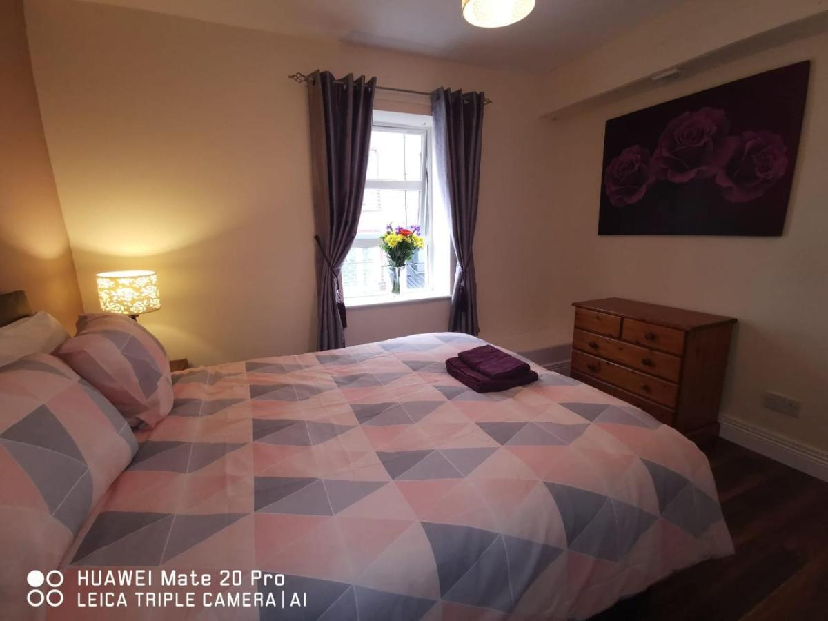Centre * Londonderry